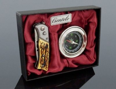 SET CADOU VANATORUL 8-1906