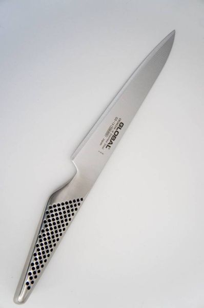 Cuțit zimțat universal 15cm | Global GS-13