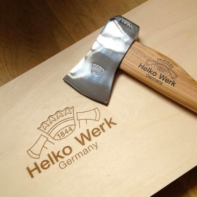 Toporul Hudson Bay Camp Hatchet, Helko Werk