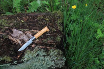 Cutit de buzunar N°08, cu teaca, inox, 8,5 cm, "Tradition Luxe", Olive - Opinel