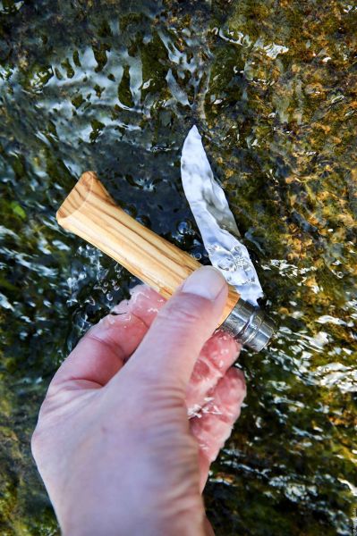 Cutit de buzunar N°08, cu teaca, inox, 8,5 cm, "Tradition Luxe", Olive - Opinel