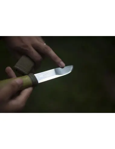 Cutit Morakniv 2000 bushcraft, verde