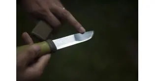 Cutit Morakniv 2000 bushcraft, verde