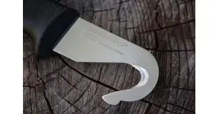 Cutit Morakniv pentru deschidere abdomen vanat